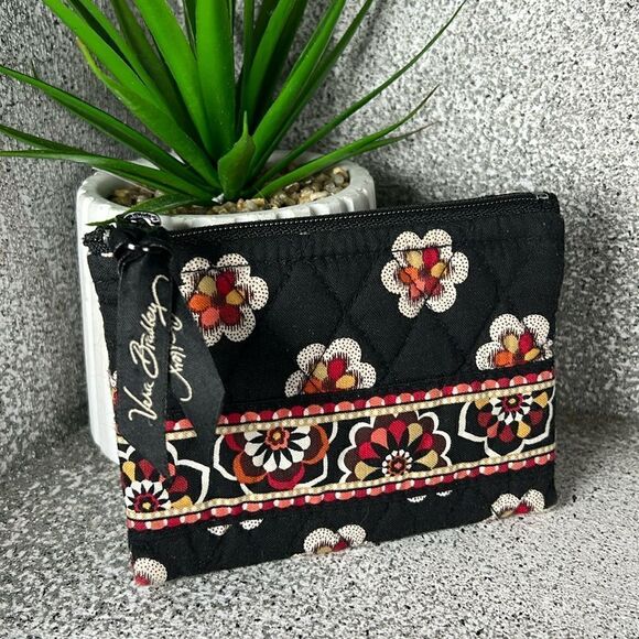 Vera Bradley Pirouette Quilted Cotton Retired Coin Pouch Bag - Picture 1 of 3